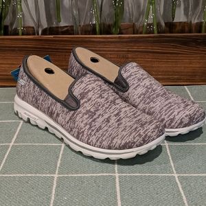 Sketchers Go Walk Vivid Grey 10